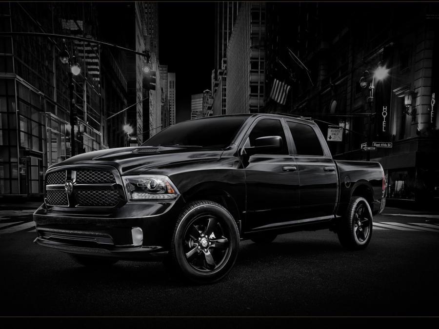  Dodge Ram 1500 Black Express 2013 года  (фото 4 из 4)